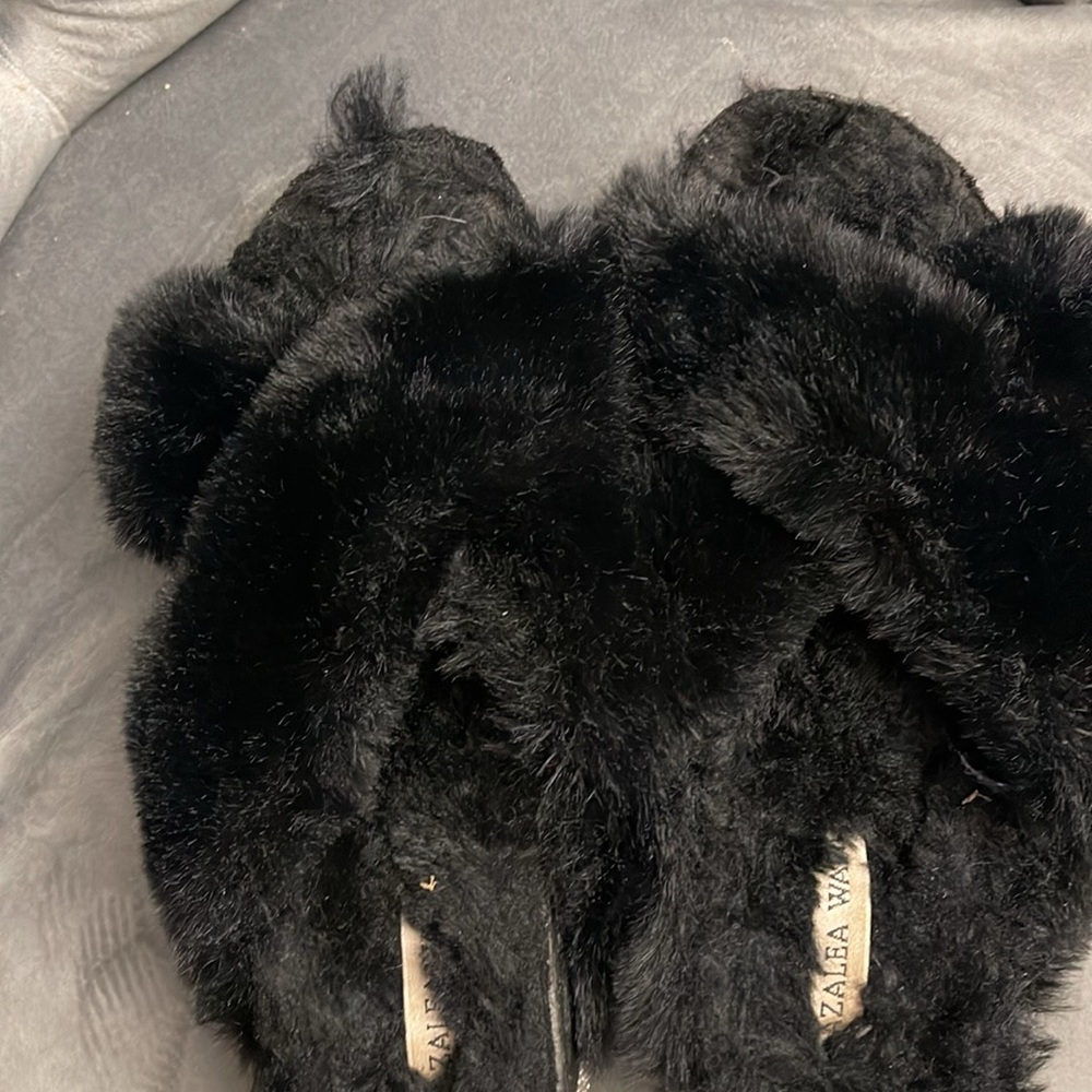 Slides - Picture 5 of 7